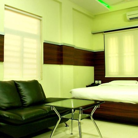 Shubh Vaibhav Inn Visakhapatnam Phòng bức ảnh