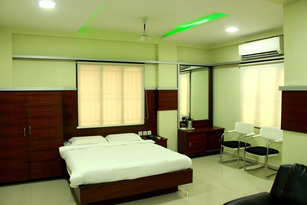 Shubh Vaibhav Inn Visakhapatnam Ngoại thất bức ảnh