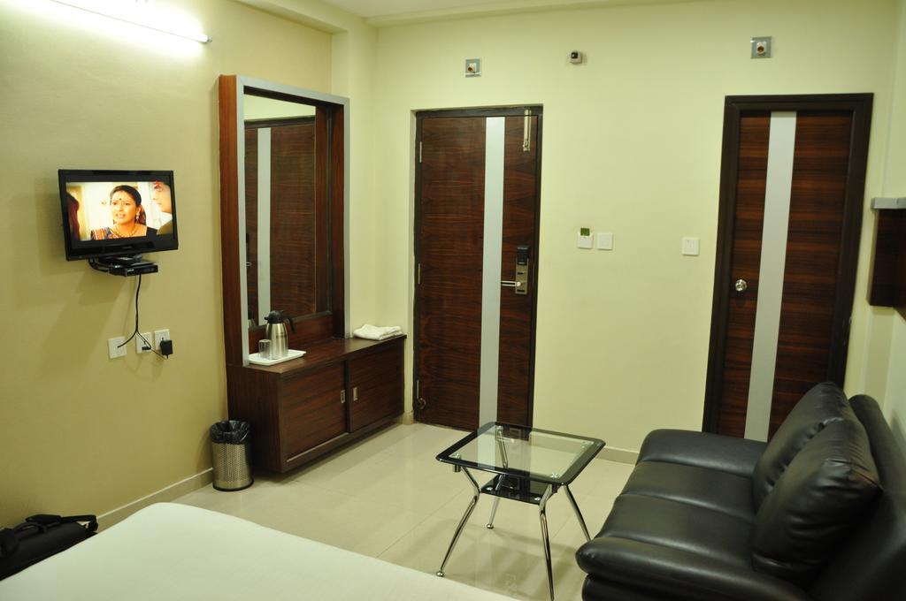 Shubh Vaibhav Inn Visakhapatnam Ngoại thất bức ảnh