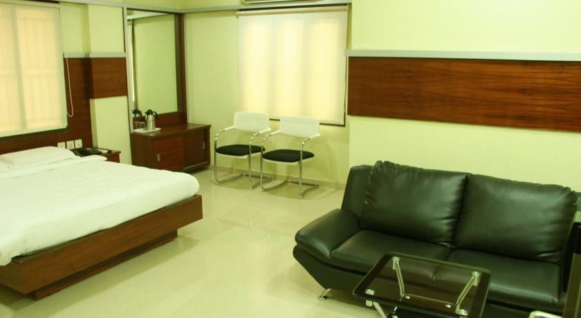 Shubh Vaibhav Inn Visakhapatnam Ngoại thất bức ảnh