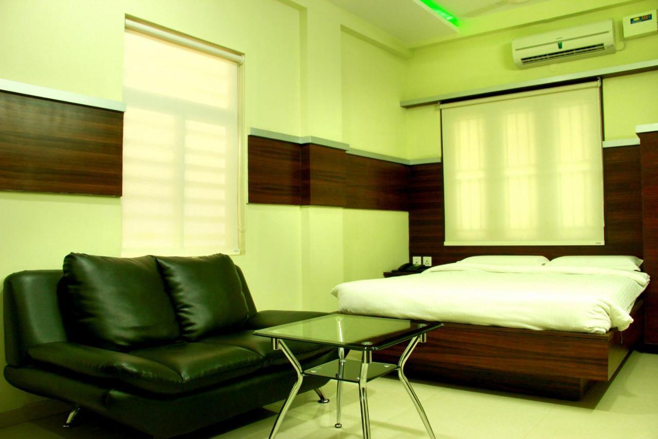 Shubh Vaibhav Inn Visakhapatnam Phòng bức ảnh